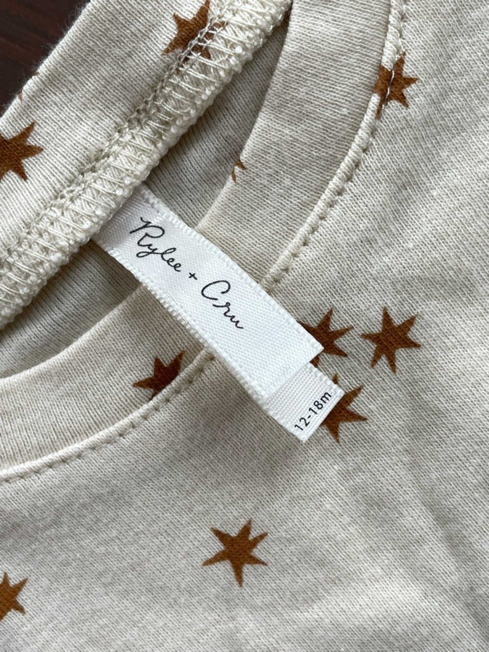 NWT Rylee & Cru Star Print Stardust Footed Jumpsuit Sleeper in Vanilla 12-18M - Picture 5 of 8